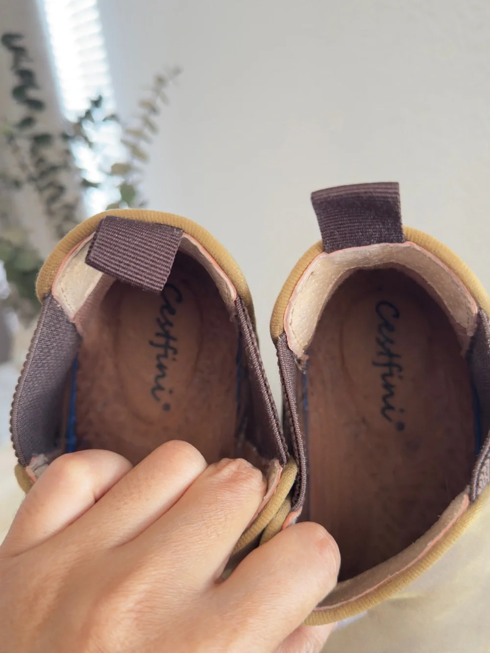 Men's Chukka Boots in Light Brown Suede-Style with Elastic Sides